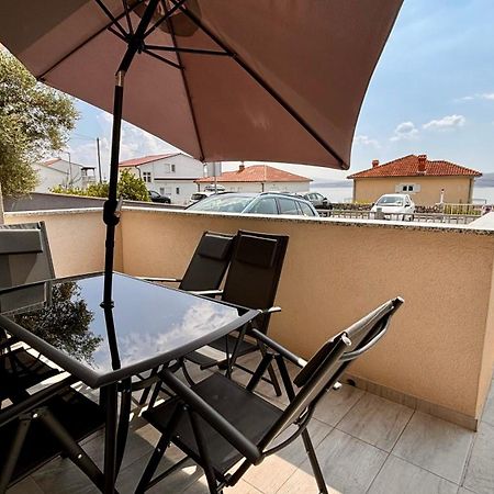 Villa Veronique Dramalj Esterno foto