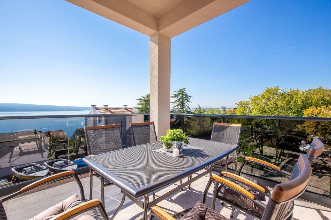 Villa Veronique Dramalj Esterno foto