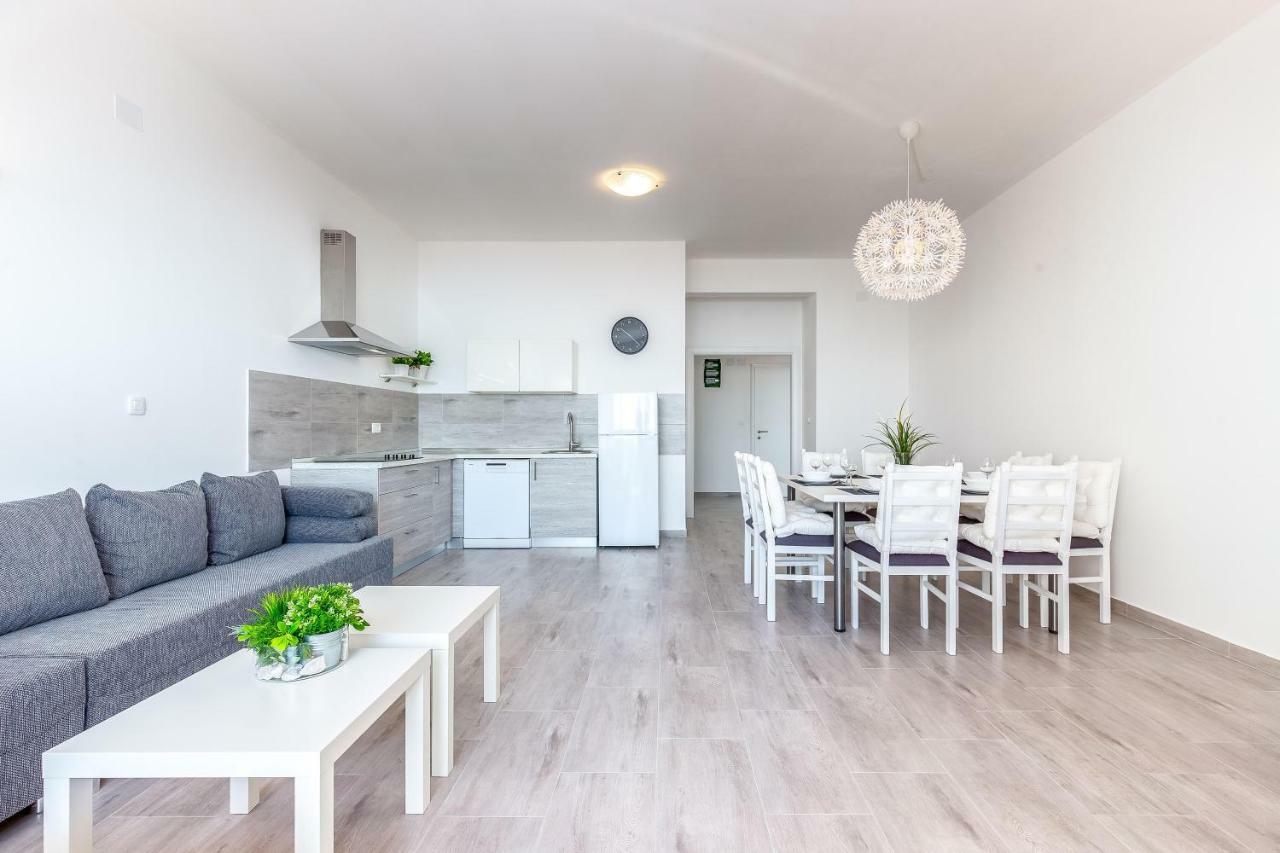 Villa Veronique Dramalj Esterno foto
